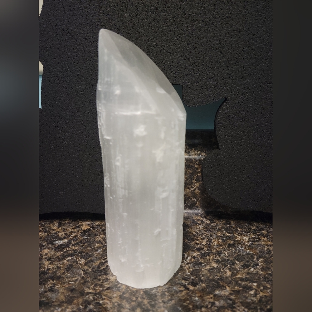 Selenite stand